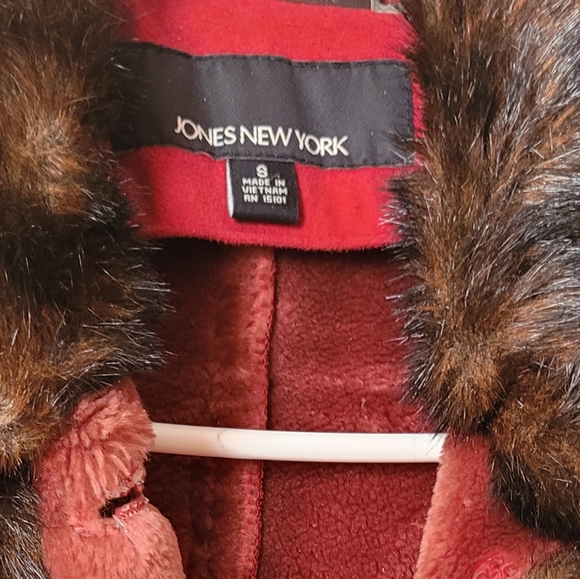 Coat - Picture 3 of 3